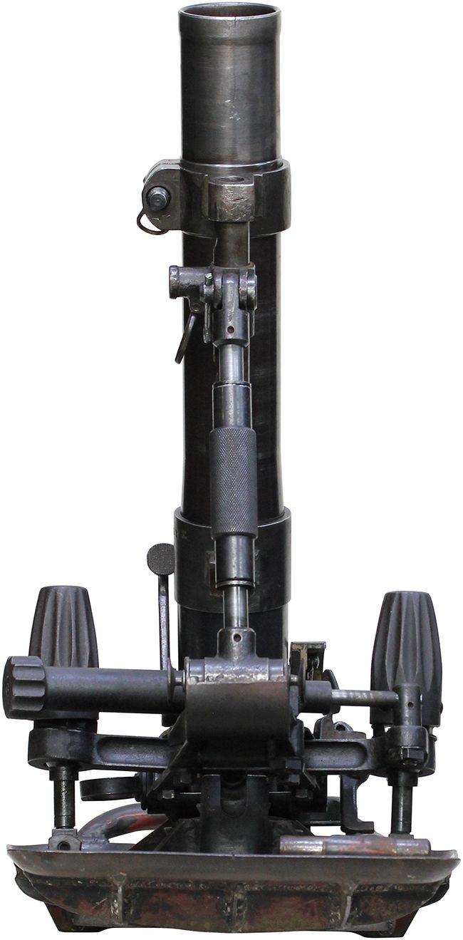 第二次大戦期 ドイツ軍 5cm leGrW 36 迫撃砲の前面ビュー