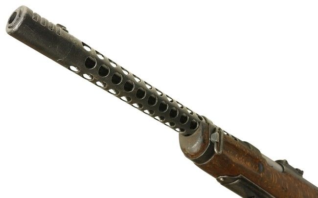 第二次大戦期 イタリア軍 ベレッタ M1938A 短機関銃 III型の銃口からバレル・ジャケットにかけての詳細