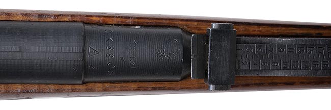第二次大戦期 ソビエト軍 モシンナガン M1891/30 歩兵銃のリア・サイト及び薬室上面の刻印の詳細