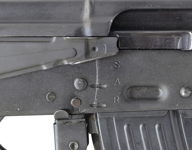 冷戦期 ルーマニア軍 PM md. 90 カービンのセレクター周辺の詳細