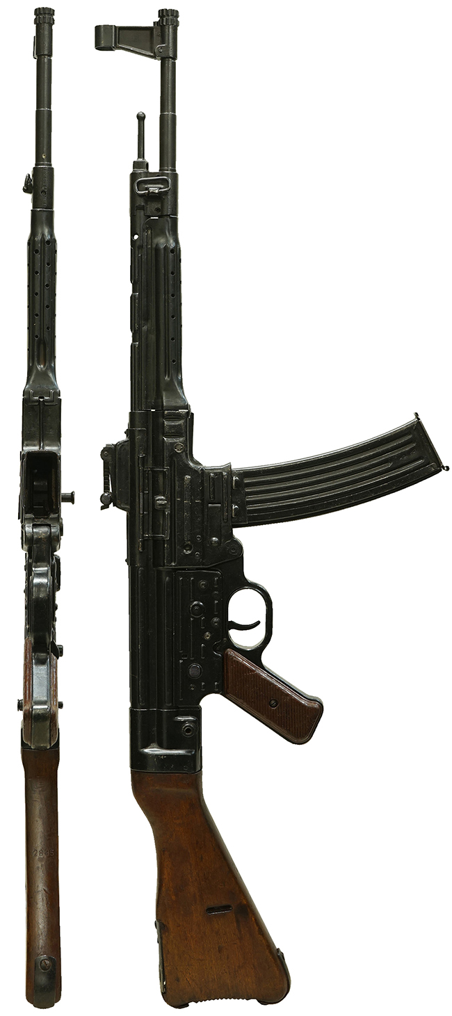 第二次大戦期 ドイツ軍 StG44 突撃銃の全体・側面ビュー 1