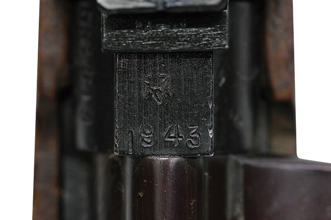 第二次大戦期 ソビエト軍 トカレフ AVT 1940 自動小銃のメーカー刻印および製造年刻印の詳細