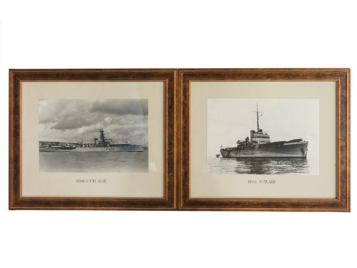 英国海軍軍艦額入写真 2枚