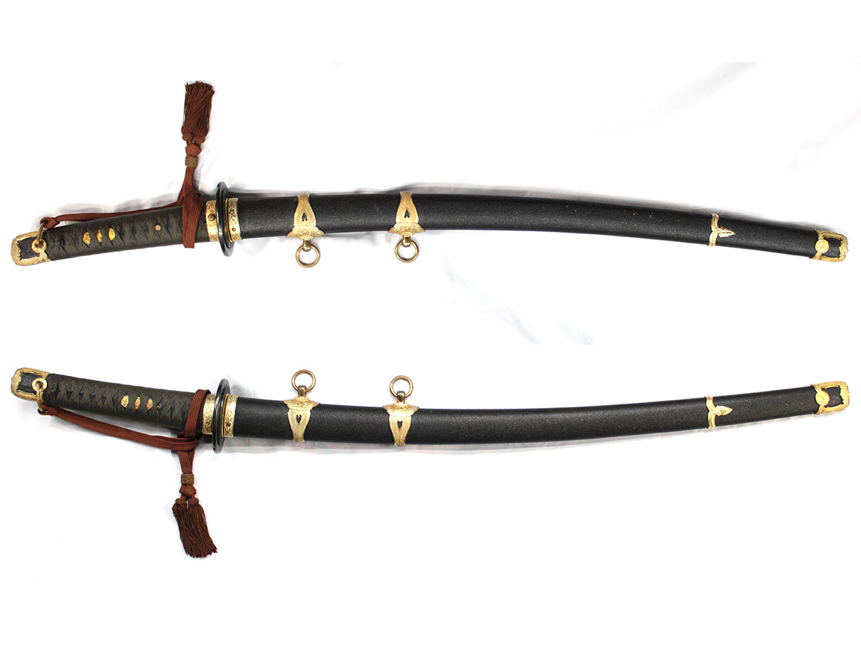 海軍太刀型軍刀拵 (昭和十二年制定海軍制式軍刀、木製黒漆塗石目鞘、海軍士官平織刀緒付)(西)(15)