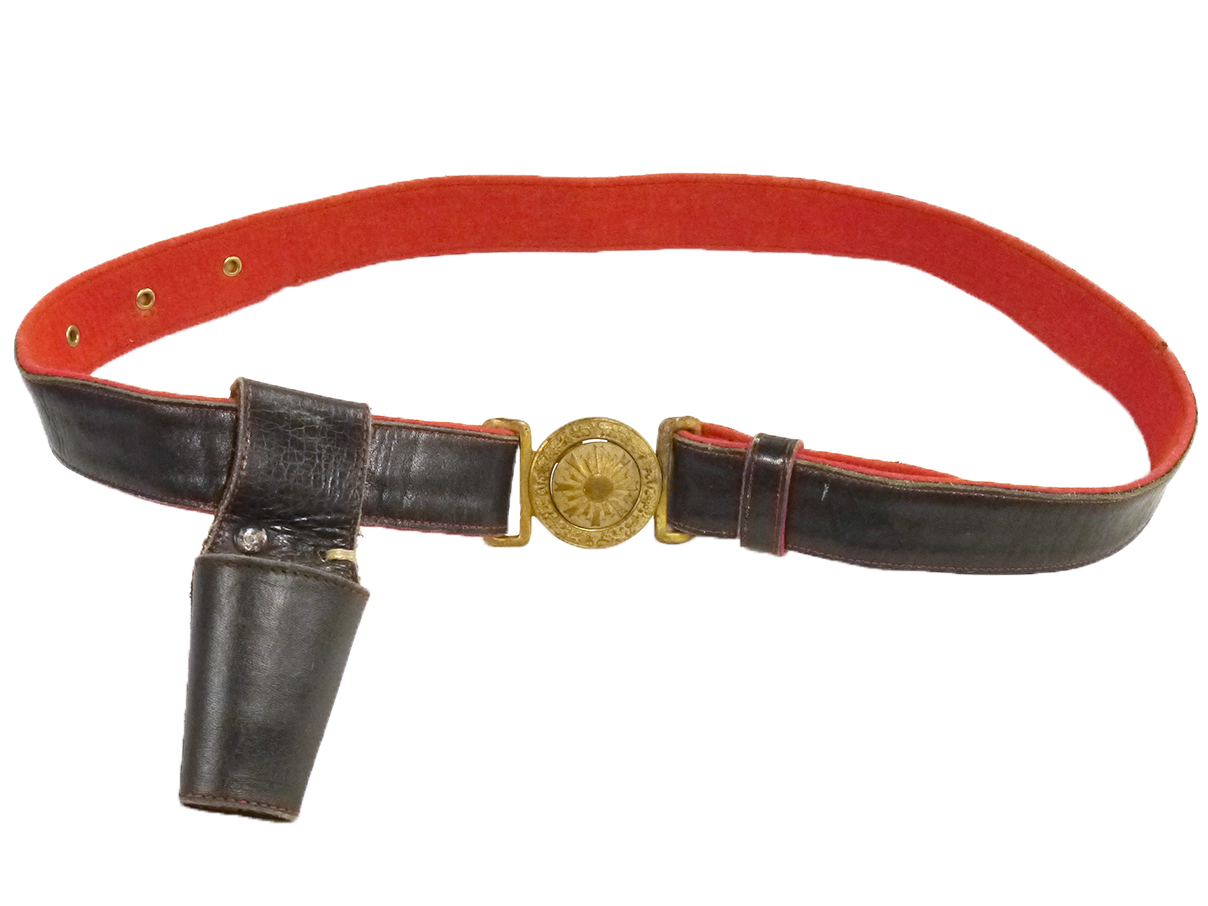 旗竿受 (佐官正刀帯型革帯附)