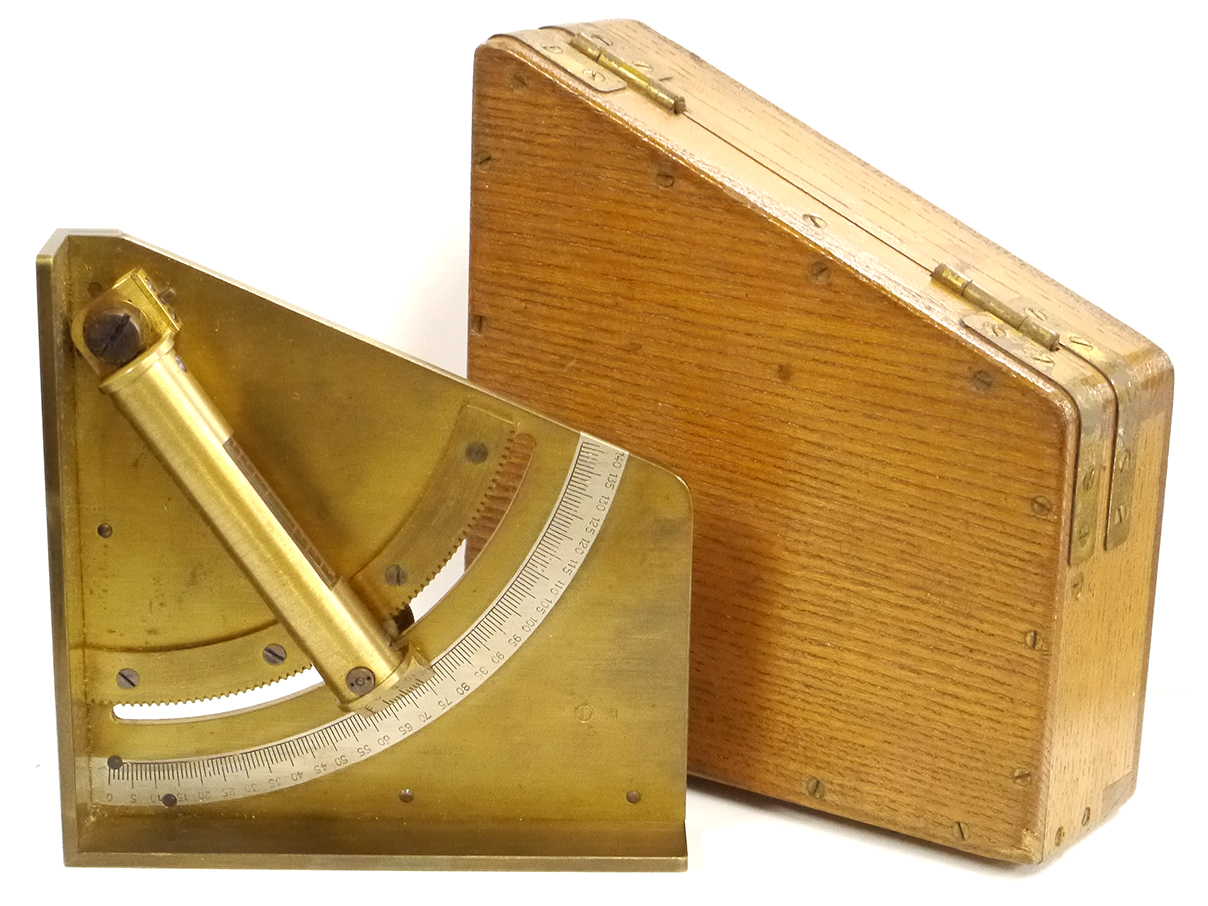四一式山砲 砲手用四分儀 (木製収納箱付)