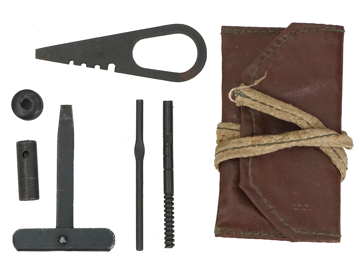 モシンナガン クリーニング・キット (合皮製パウチ)