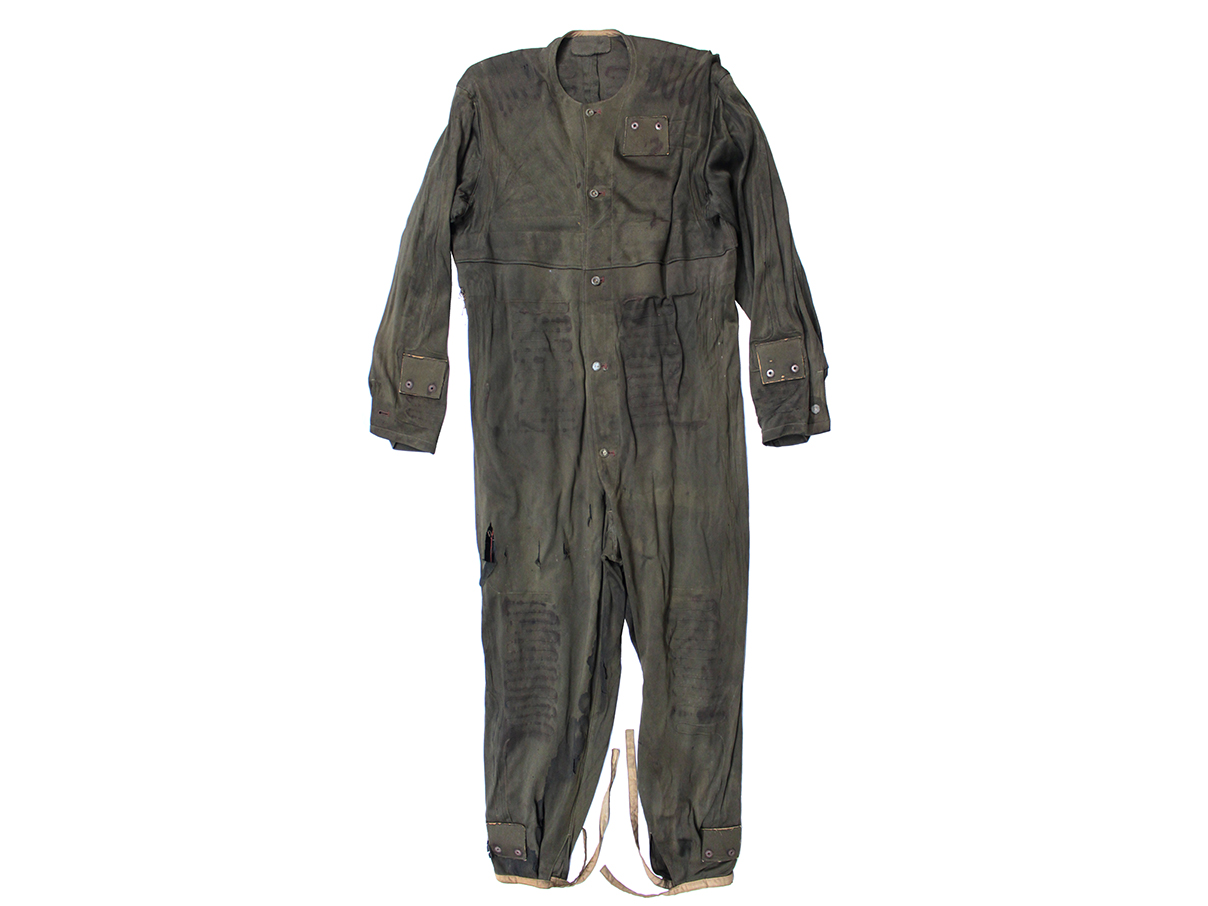 陸軍航空電熱服 (小号、昭和十九年製、大支検定、コンセント欠)