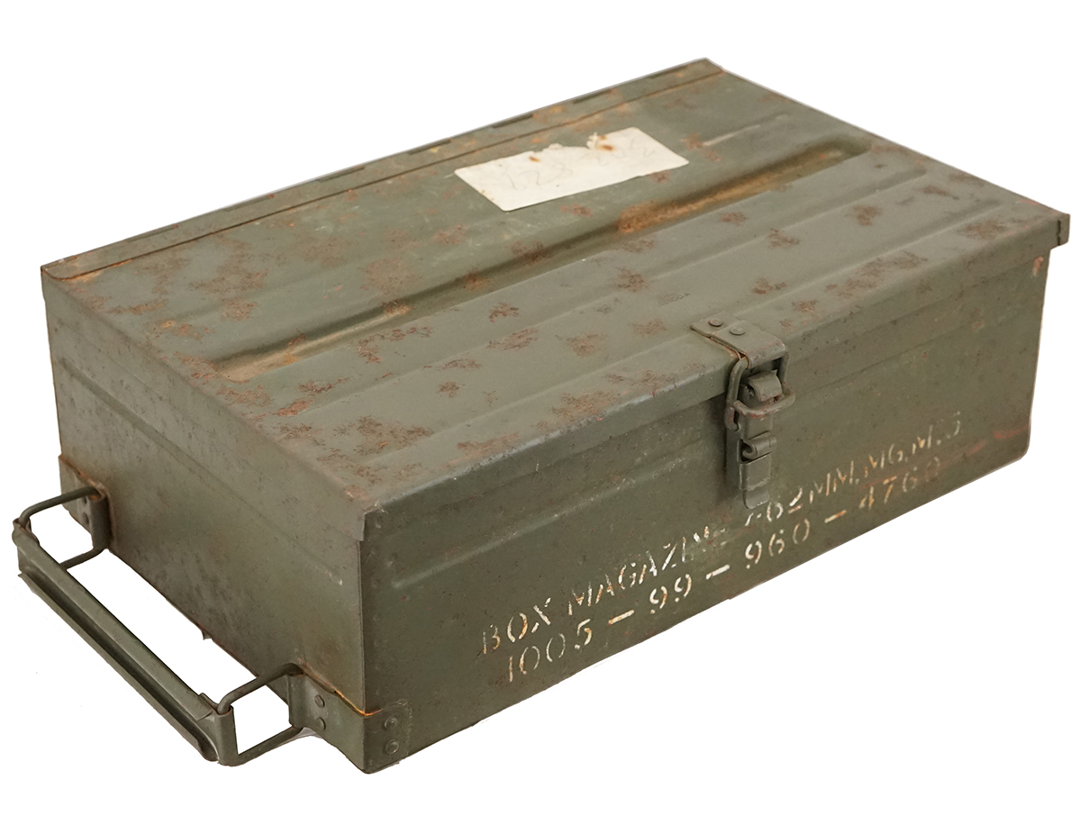 ブレンL4 30連 マガジン 収納箱