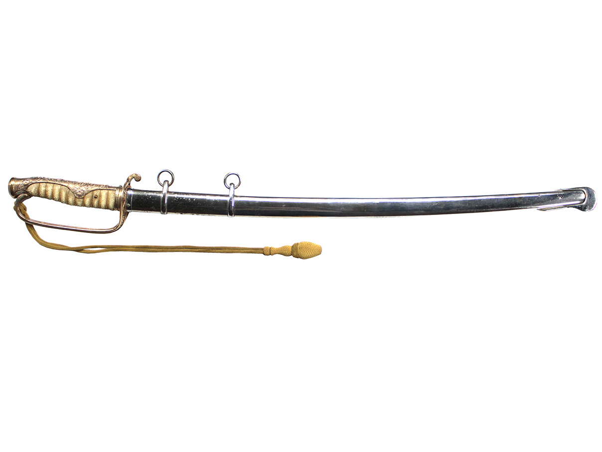 陸軍佐官旧型軍刀両手握り (正刀緒付、模造刀身入、2環吊鞘)(野)