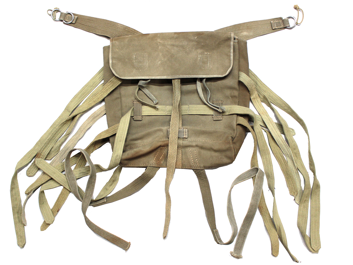 陸軍九九式背嚢 (タコ足)