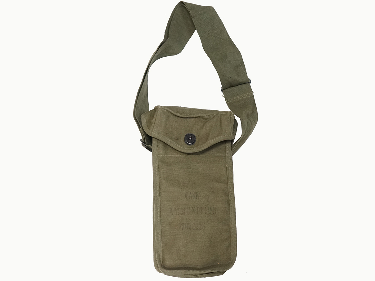 グリースガン マガジン・パウチ