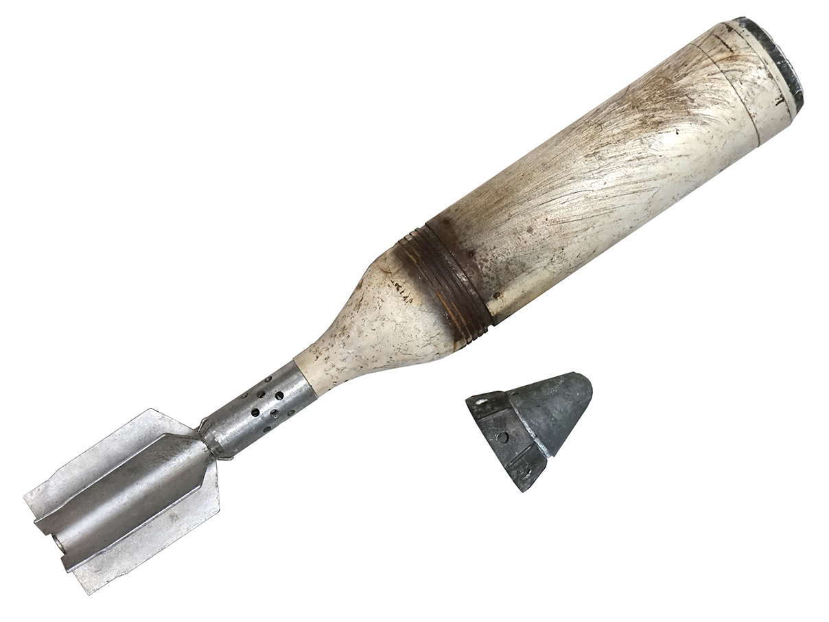 M301A3 81mm 照明弾