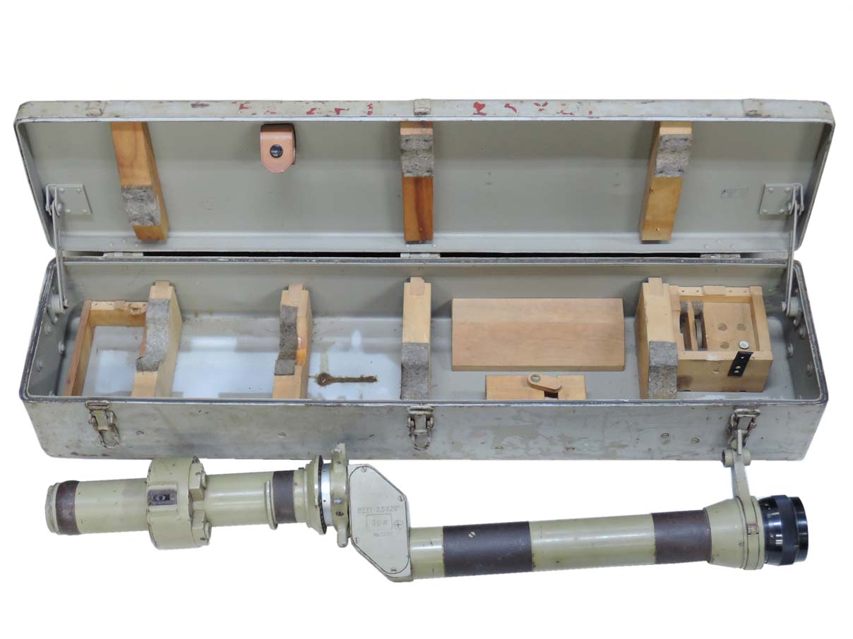 MG34 トーチカ用機関銃 単眼光学照準器 P.Z.F.1 (#3248、箱入)