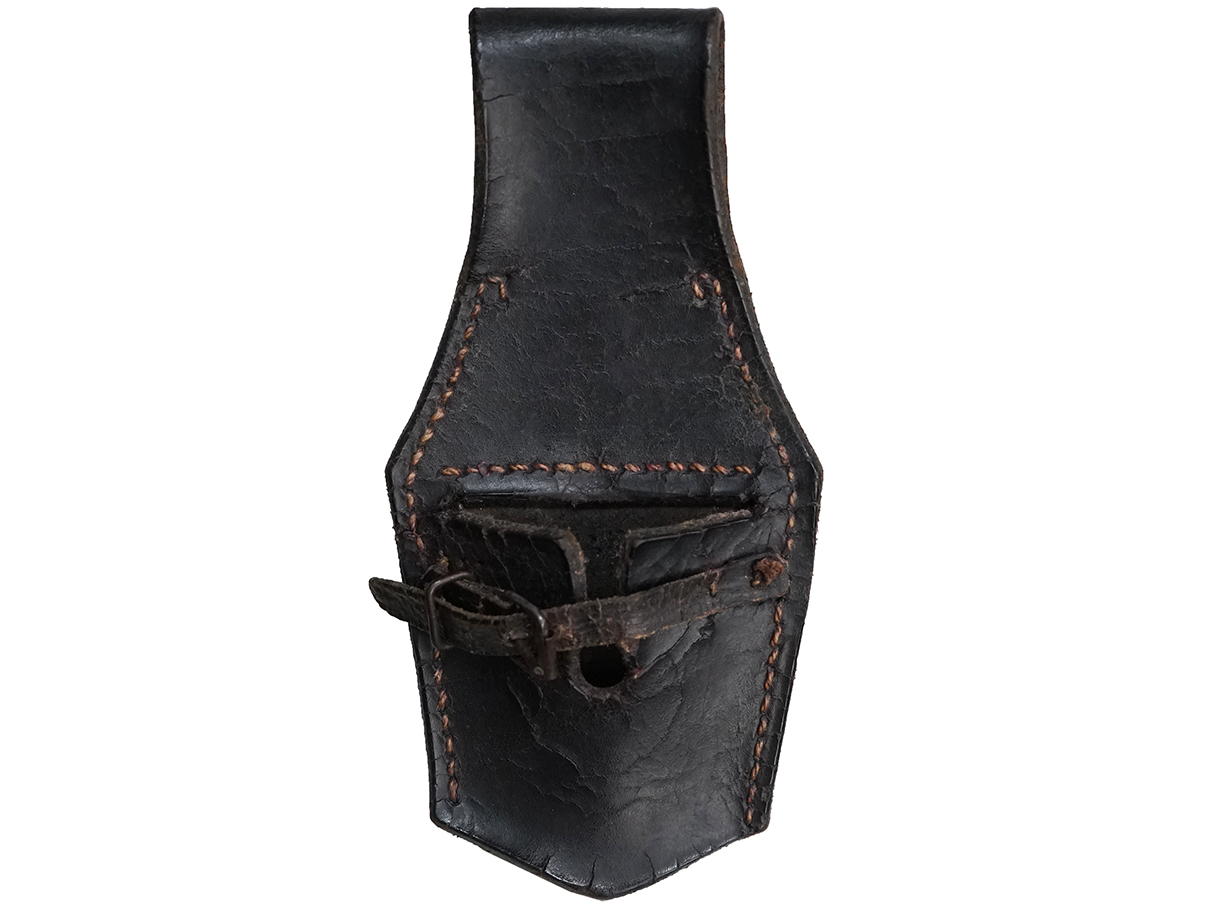 村田十三年銃剣用革製剣差