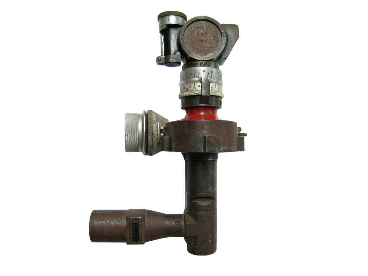 Rbl.F.32 砲兵照準器 (#8975)
