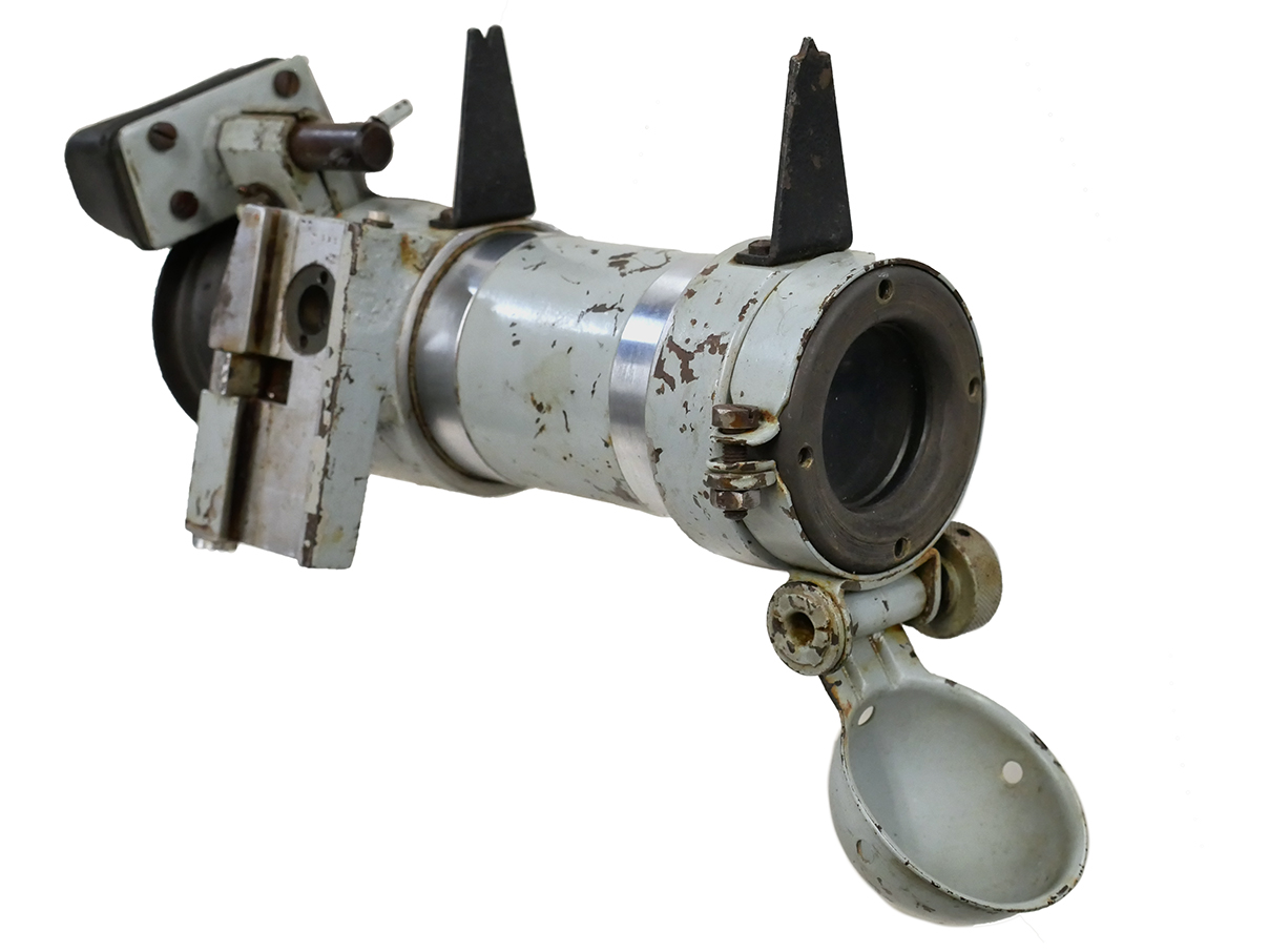 ドイツ海軍 Uボート用 3,7cm機関砲 M44 照準器