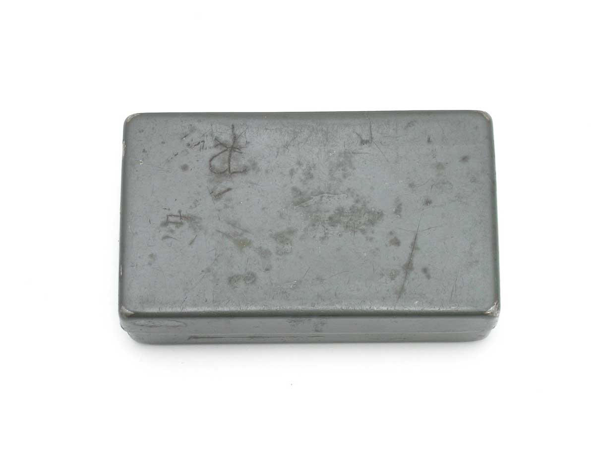 信管ケース収納用 金属箱