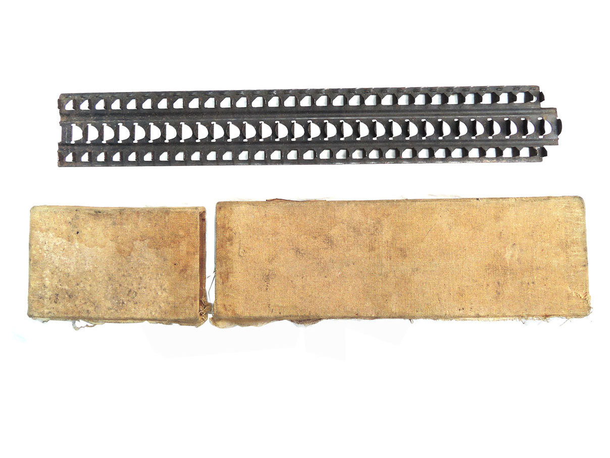 九二式重機関銃 保弾板&オリジナル紙箱付