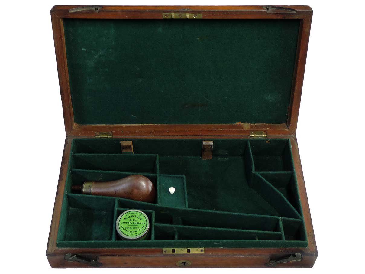 英国製古式銃 (中型リボルバー用) 木箱セット