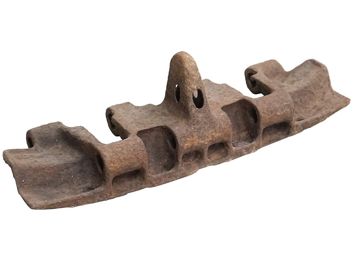 エレファント履帯 (誘導歯付)