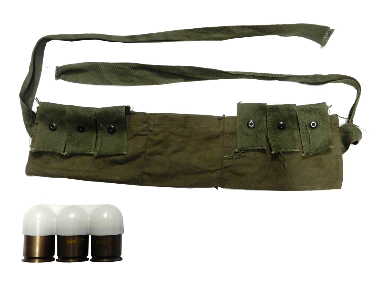 M203 ランチャー 40mm グレネードケース・薬莢3個セット