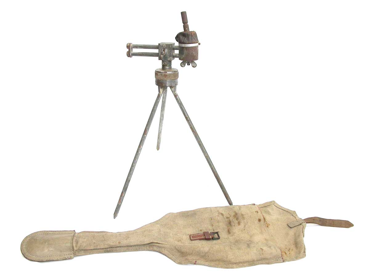 独軍光学機器用小型三脚 (キャンバス製ケース付)