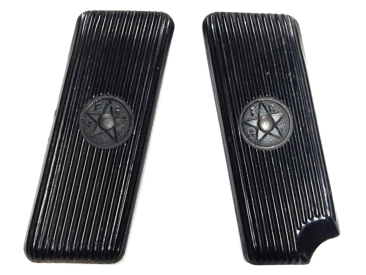 ツァスタバ M57 (トカレフ) グリップ・パネル