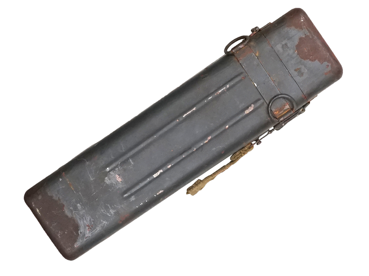 Kar.98k ZF39 スコープ・ケース (金属製、太身ダーク・グレー塗装)