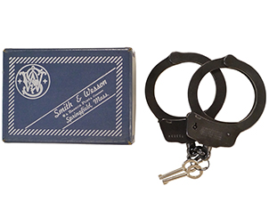 Smith & Wesson M90 ハンドカフ