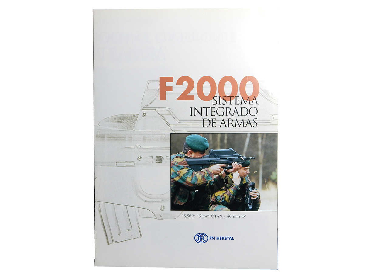 FN F2000 リーフレット
