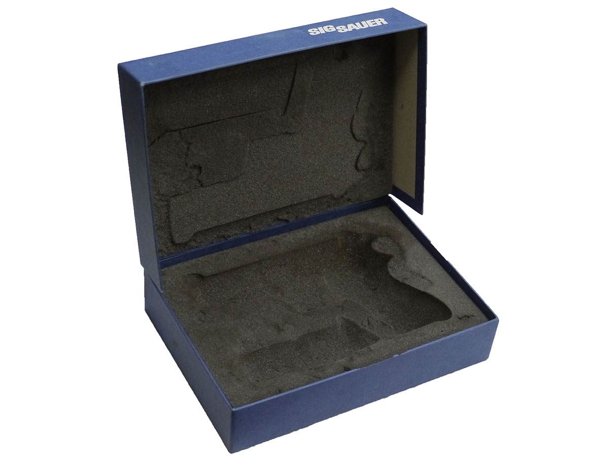 SIG P220 紙箱 (内部スポンジ劣化)