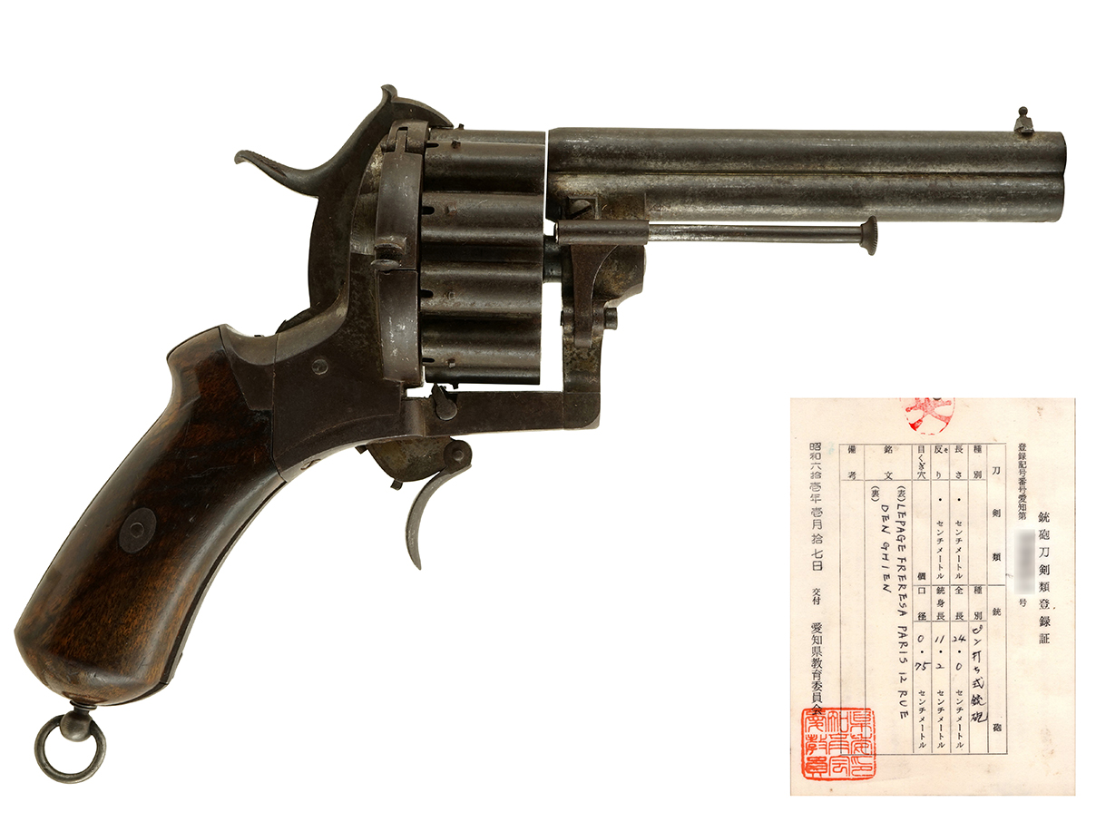 フランス Lepage Freres社 ルフォーショー 20連発 リボルバー、二挺ペアの一挺 (登録証付、#408)