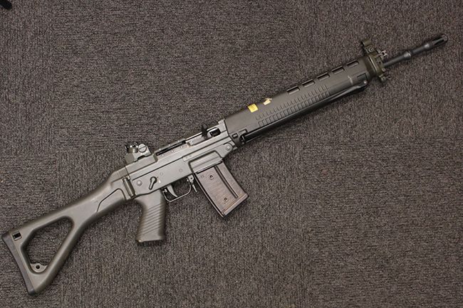 民間用のSIG SG550！