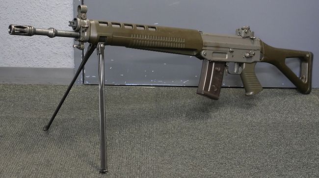 軍用の550ですよ